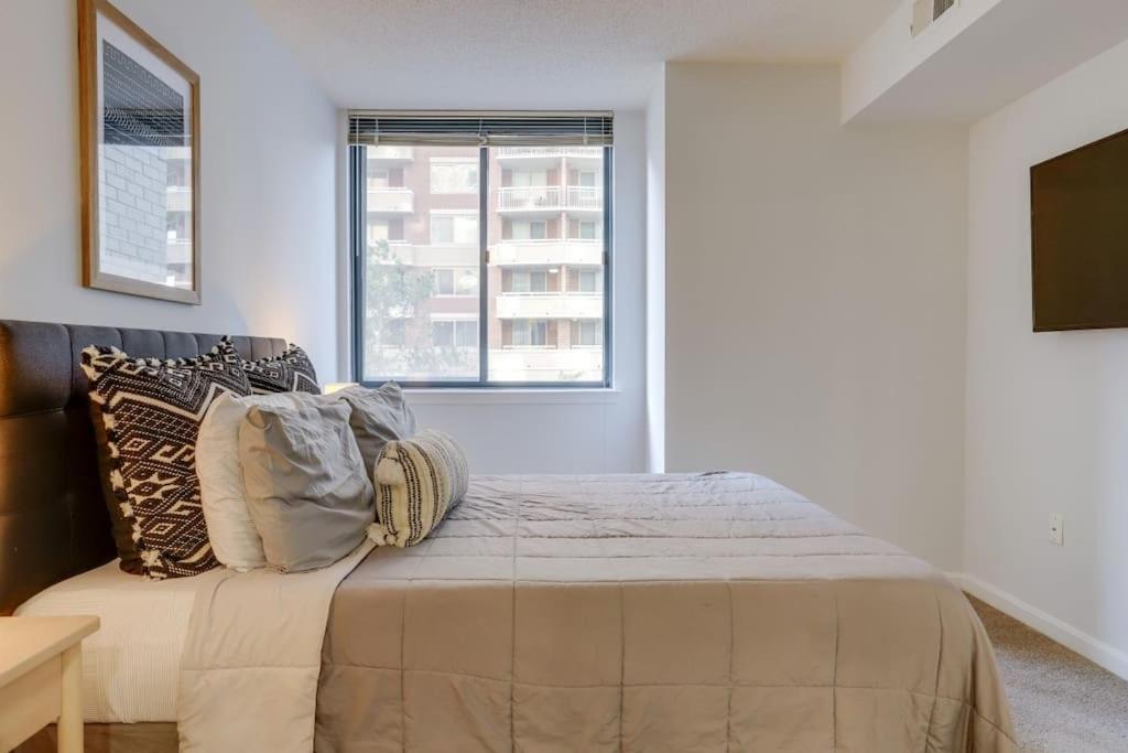 Sensational 1 Bedroom Condo At Ballston Place With Gym أرلنغتون المظهر الخارجي الصورة