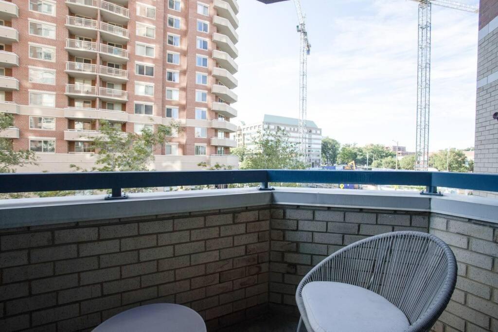 Sensational 1 Bedroom Condo At Ballston Place With Gym أرلنغتون المظهر الخارجي الصورة