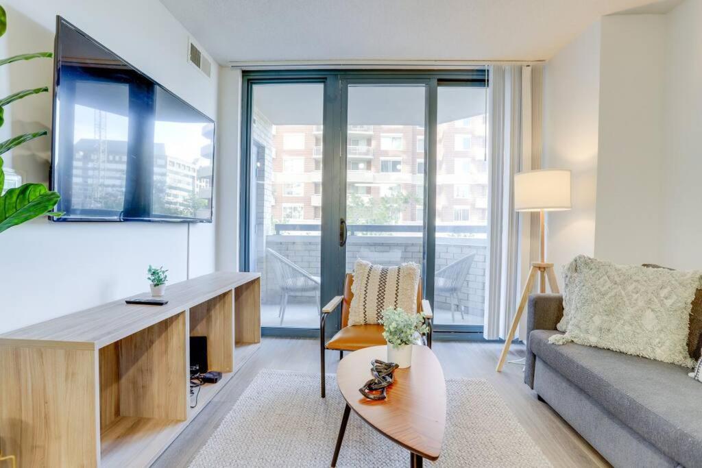 Sensational 1 Bedroom Condo At Ballston Place With Gym أرلنغتون المظهر الخارجي الصورة