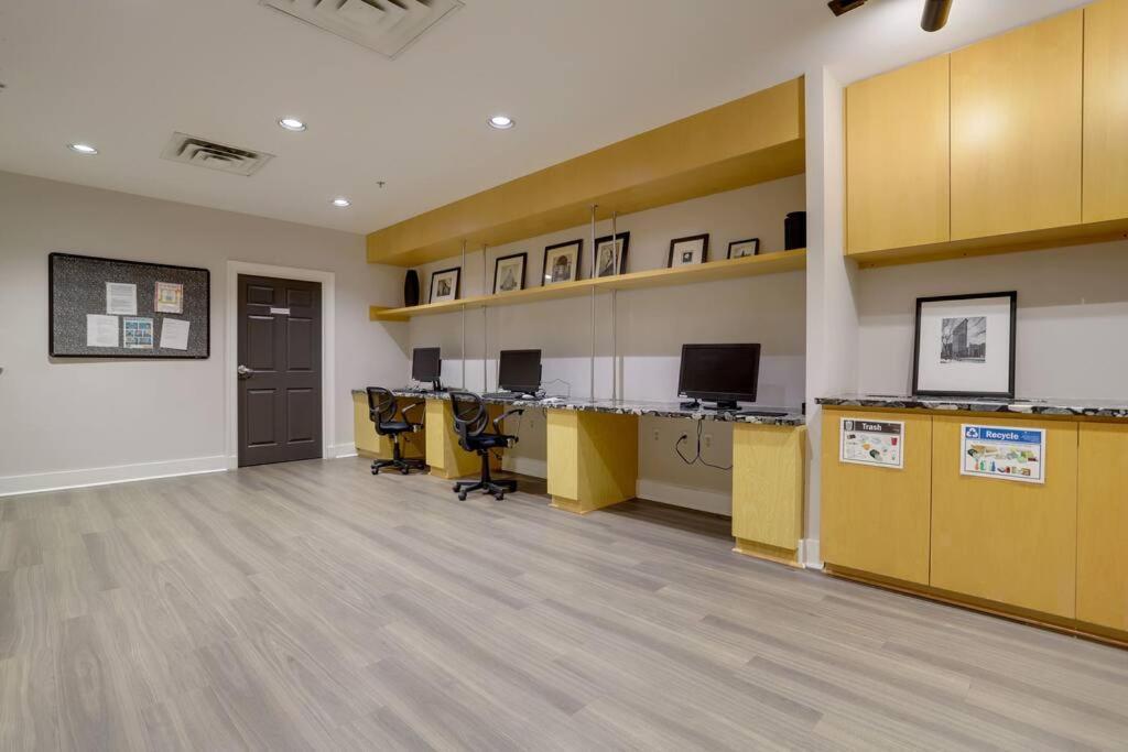 Sensational 1 Bedroom Condo At Ballston Place With Gym أرلنغتون المظهر الخارجي الصورة