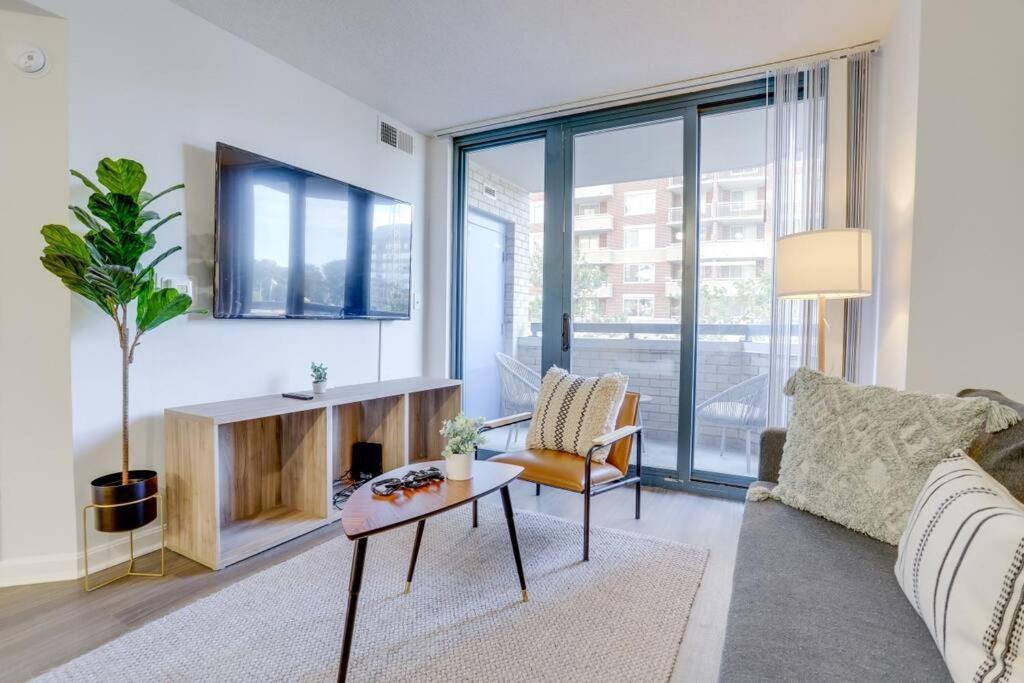 Sensational 1 Bedroom Condo At Ballston Place With Gym أرلنغتون المظهر الخارجي الصورة